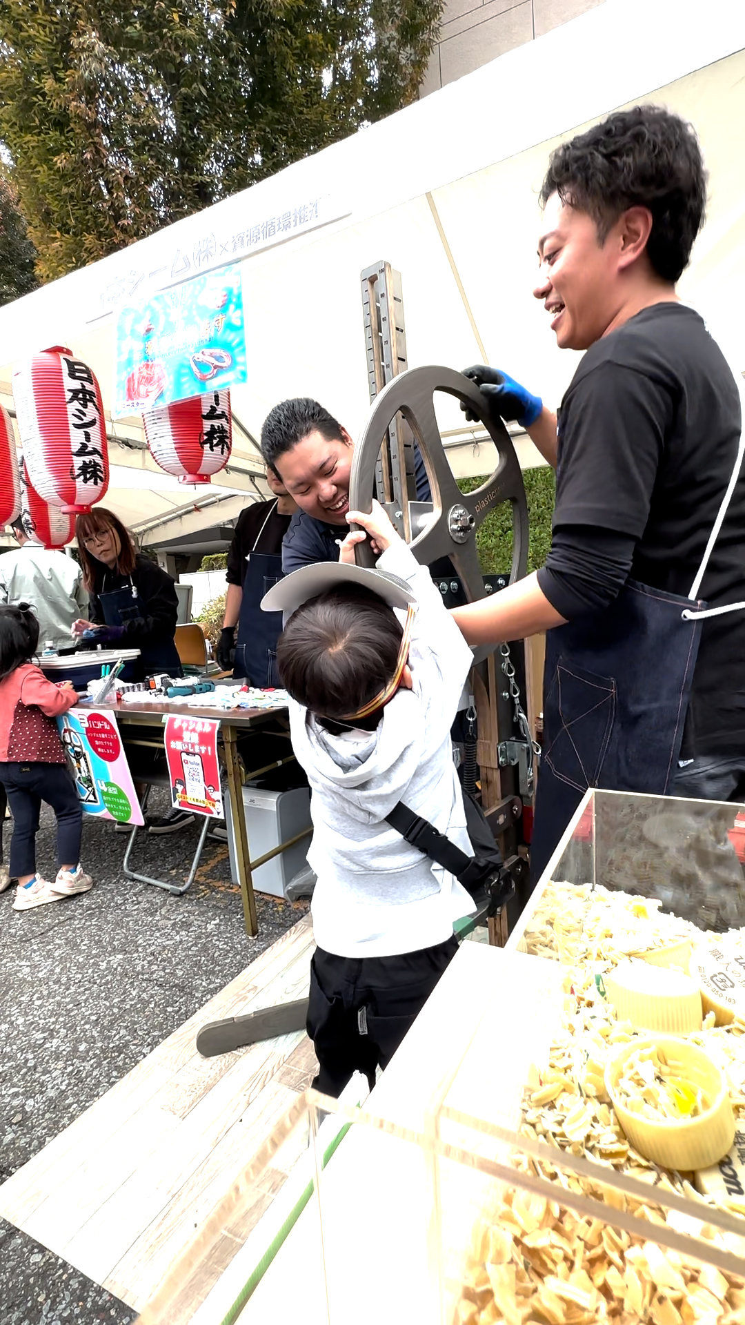 【アップサイクル体験会】埼玉県庁 県庁オープンデー「ペットボトルキャップからオリジナルグッズ作り」