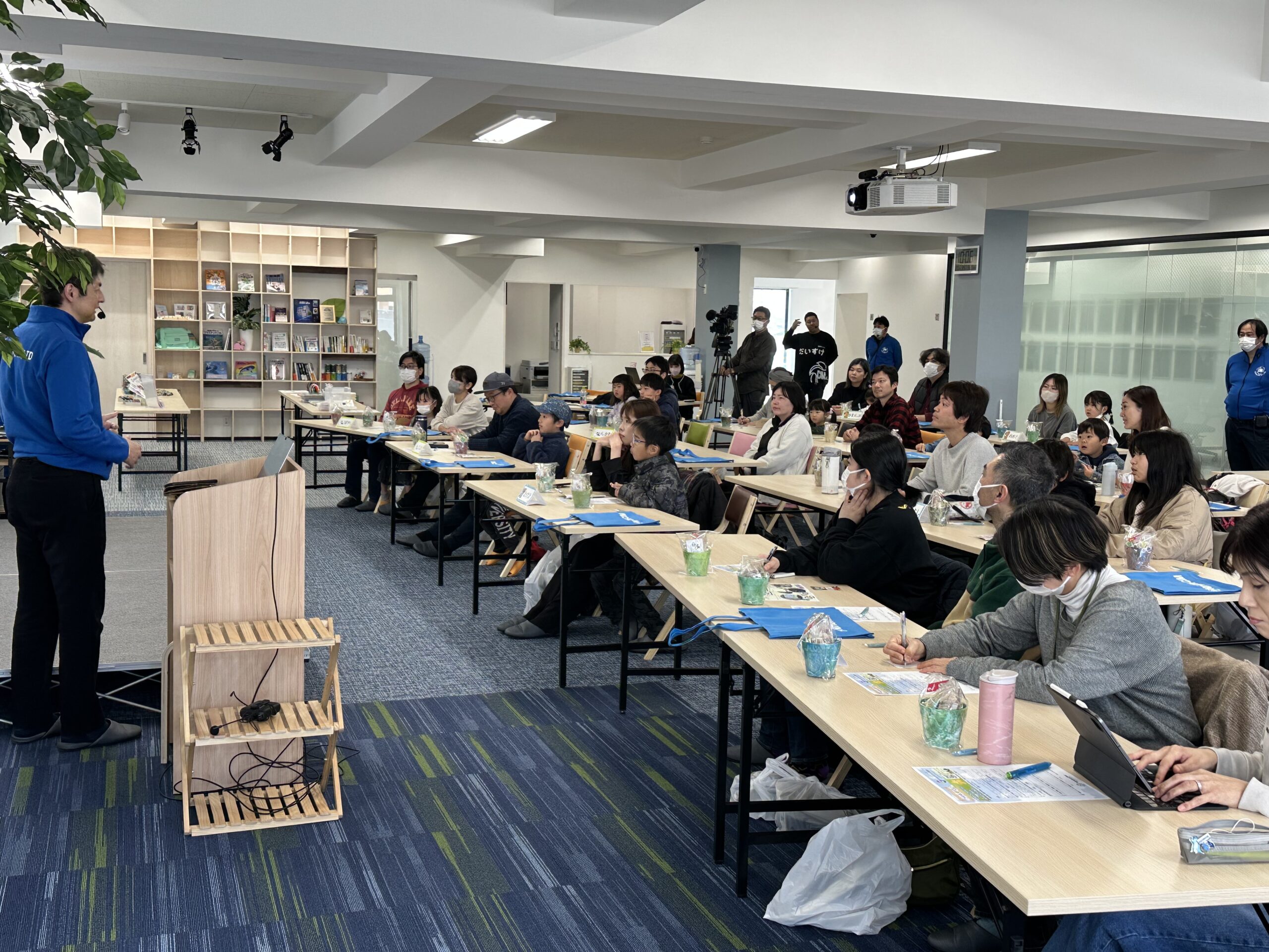 【アップサイクル体験会】
第5回オープンファクトリー「親子で楽しむアップサイクル体験会」